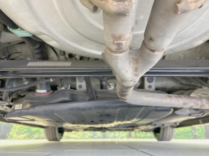 2014 Toyota iQ DBA-KGJ10 (UW-69f067075a546)[16]