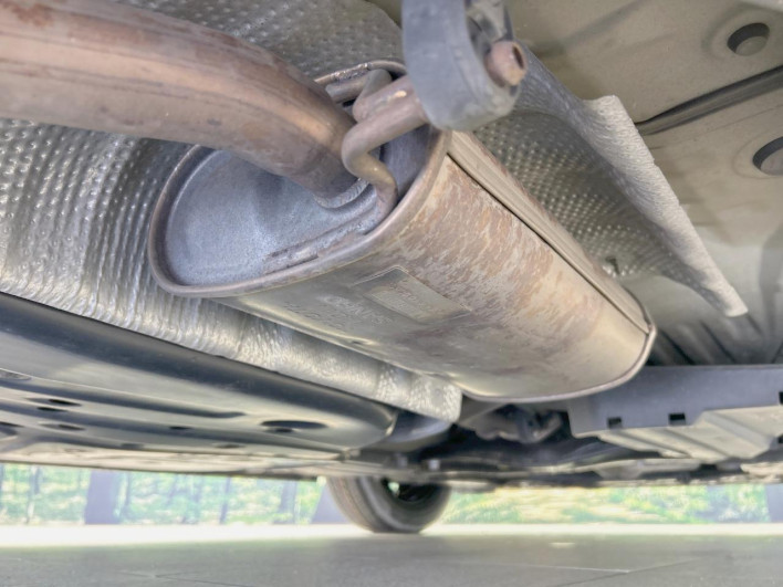 2014 Toyota iQ DBA-KGJ10 (UW-69f067075a546)[18]