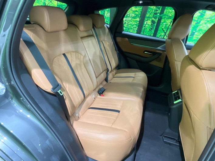 2023 Mazda CX-60 3CA-KH3R3P (UW-69f0670812ab8)[24]