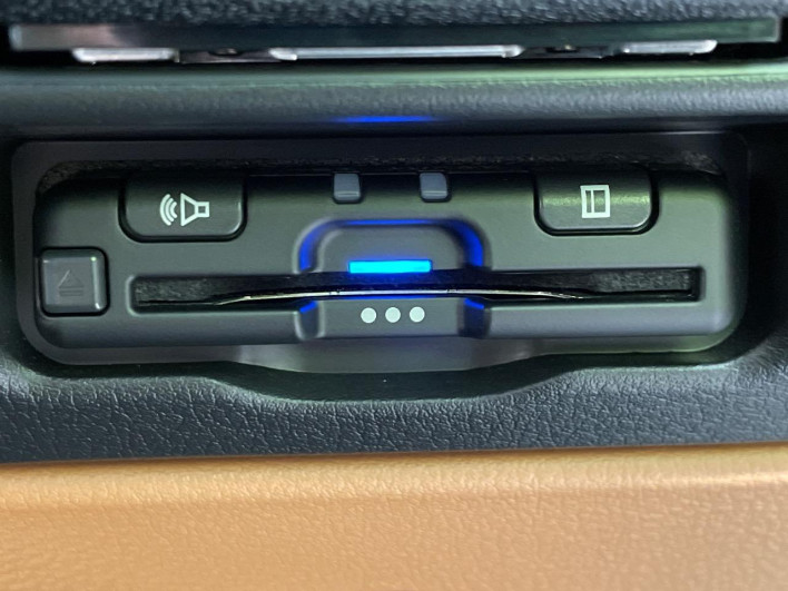 2022 Mazda CX-60 3CA-KH3R3P (UW-69f067083d93e)[25]