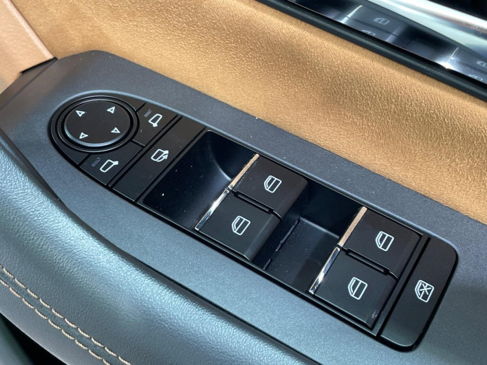 2022 Mazda CX-60 3CA-KH3R3P (UW-69f067083d93e)[27]