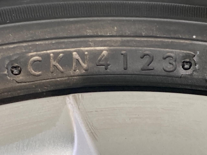 2017 Toyota Vitz DBA-KSP130 (UW-69f06708be4bb)[19]