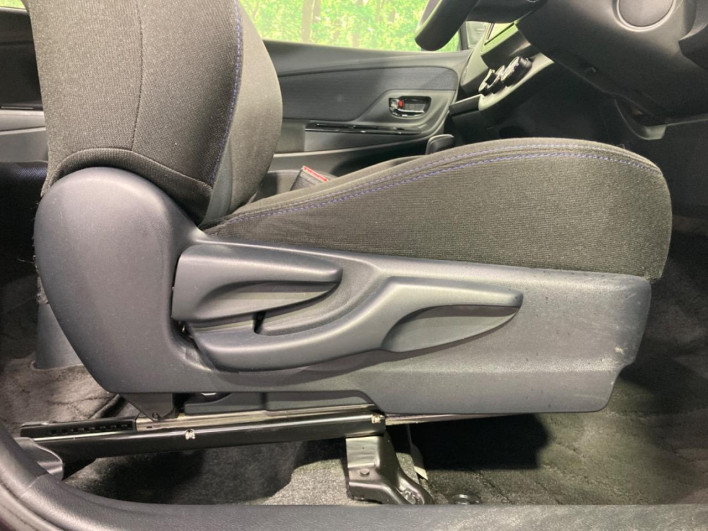 2017 Toyota Vitz DBA-KSP130 (UW-69f06708be4bb)[26]