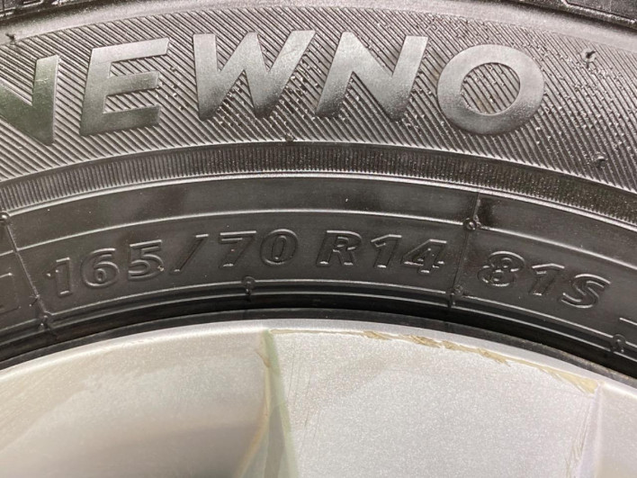 2017 Toyota Vitz DBA-KSP130 (UW-69f06708be4bb)[18]