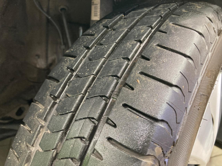 2017 Toyota Vitz DBA-KSP130 (UW-69f06708be4bb)[23]