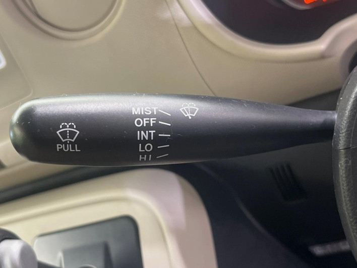 2015 Daihatsu Mira Cocoa DBA-L675S (UW-69f0670c7cbc2)[25]