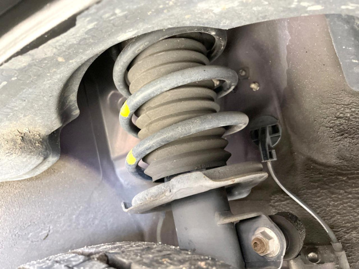 2016 Daihatsu Cast DBA-LA250S (UW-69f0670d8388a)[7]