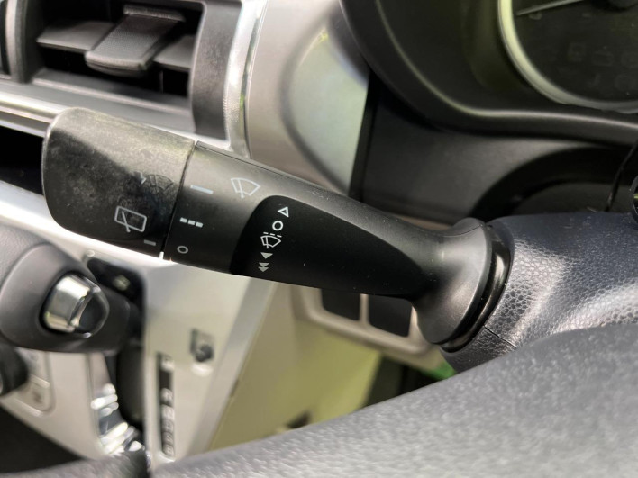 2018 Daihatsu Cast DBA-LA250S (UW-69f0670f0c6c8)[11]