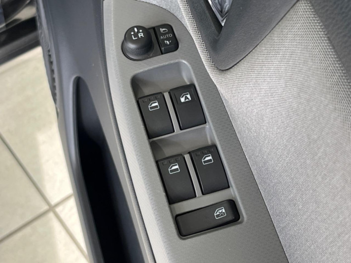 2019 Daihatsu Cast DBA-LA250S (UW-69f0670f3c0c1)[25]