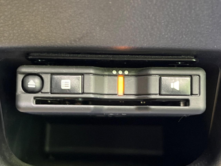 2020 Daihatsu Cast DBA-LA250S (UW-69f0670fad94e)[5]