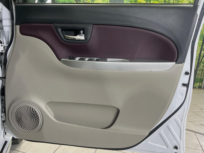 2021 Daihatsu Cast 5BA-LA250S (UW-69f06710a1ef3)[14]