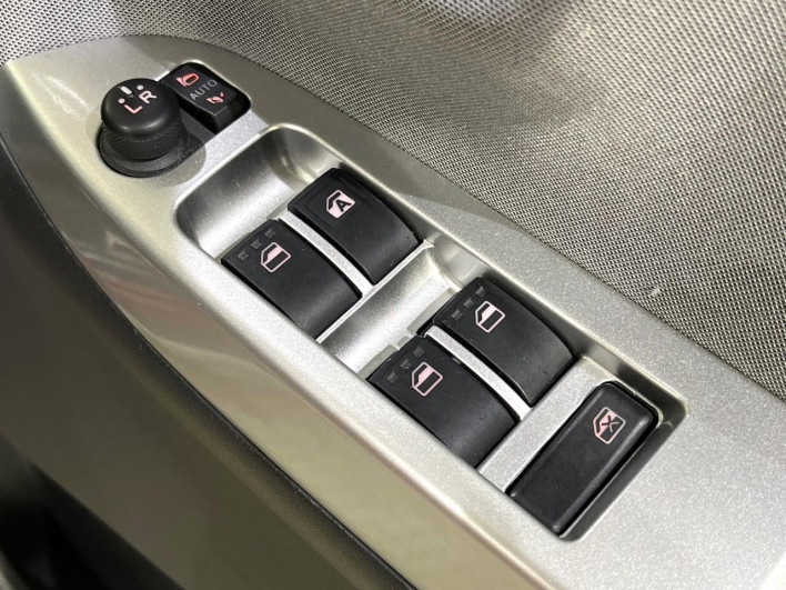 2015 Daihatsu Cast DBA-LA260S (UW-69f067111baf3)[5]