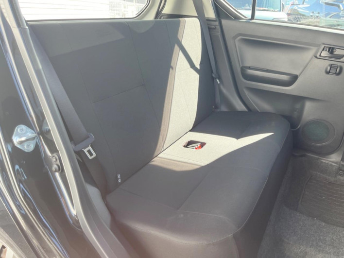 2018 Daihatsu Mirai Ease 5BA-LA350S (UW-69f0671188d28)[12]