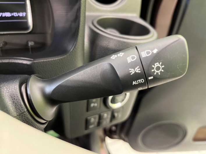 2018 Daihatsu Mira Tocot DBA-LA550S (UW-69f0671584cb5)[15]