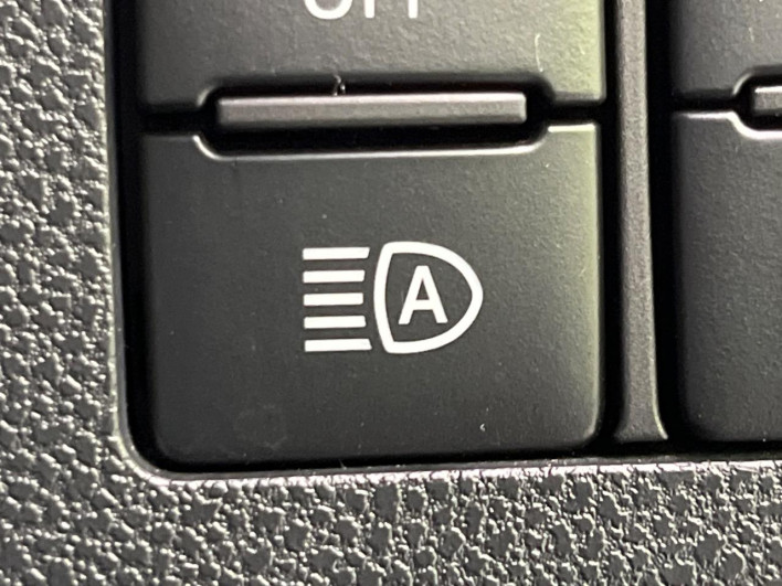 2018 Daihatsu Mira Tocot DBA-LA550S (UW-69f0671584cb5)[11]