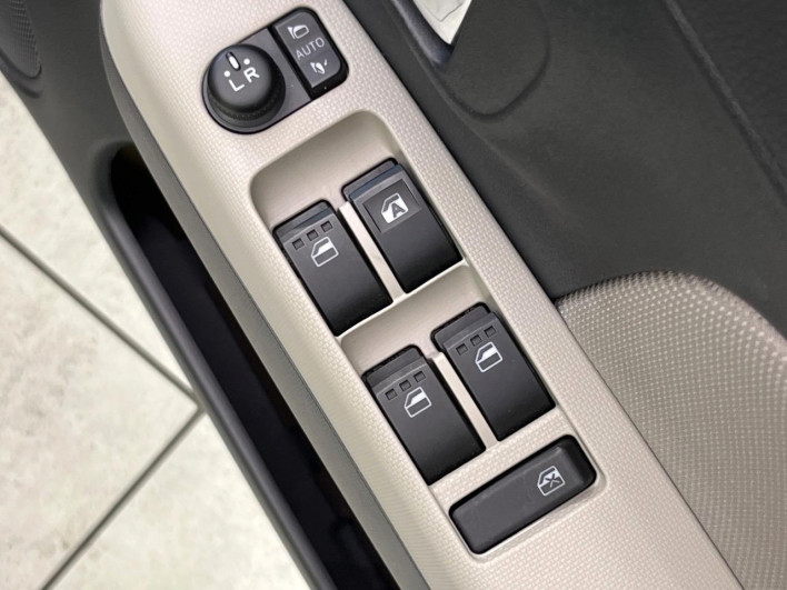 2018 Daihatsu Mira Tocot DBA-LA550S (UW-69f0671584cb5)[6]