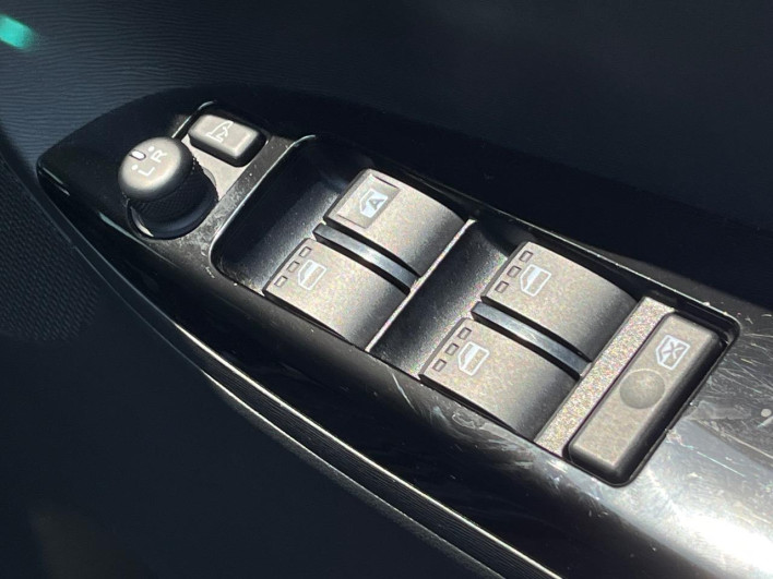 2014 Daihatsu Tanto DBA-LA600S (UW-69f06715b2839)[28]