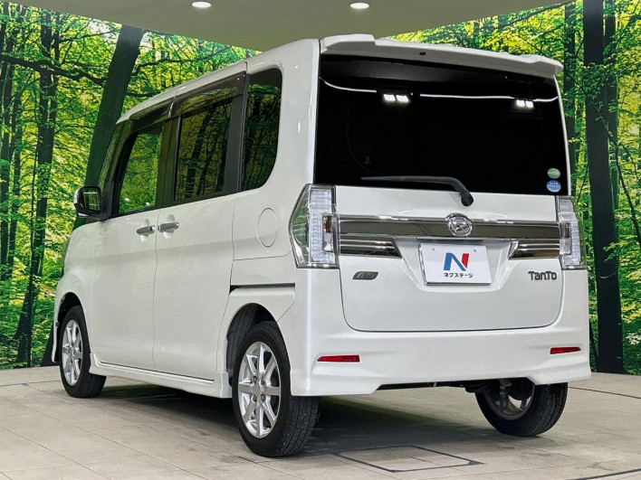 2014 Daihatsu Tanto DBA-LA600S (UW-69f06718435bd)[16]