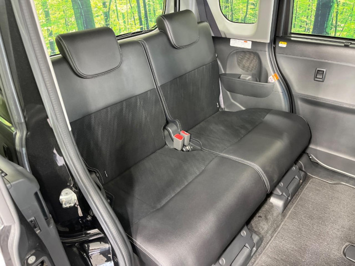 2016 Daihatsu Tanto DBA-LA600S (UW-69f067196302e)[28]