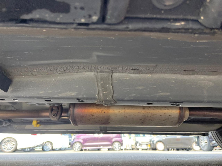 2017 Daihatsu Tanto DBA-LA600S (UW-69f0671a882f7)[21]