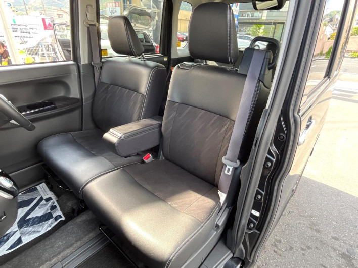 2017 Daihatsu Tanto DBA-LA600S (UW-69f0671a882f7)[26]