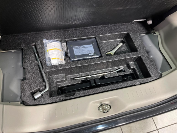 2015 Daihatsu Tanto DBA-LA610S (UW-69f0671b6a611)[25]