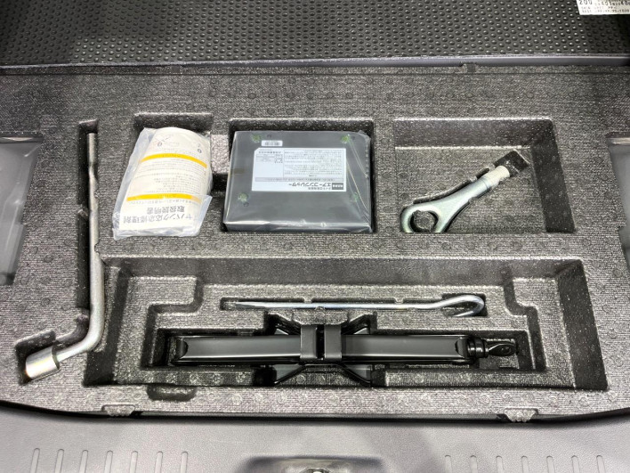 2017 Daihatsu Tanto DBA-LA610S (UW-69f0671c722d5)[8]