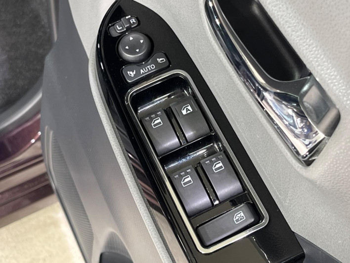 2019 Daihatsu Tanto 6BA-LA660S (UW-69f0671f5a5e0)[9]