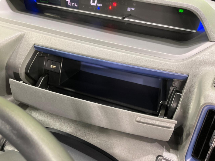 2019 Daihatsu Tanto 6BA-LA660S (UW-69f0671f5a5e0)[23]