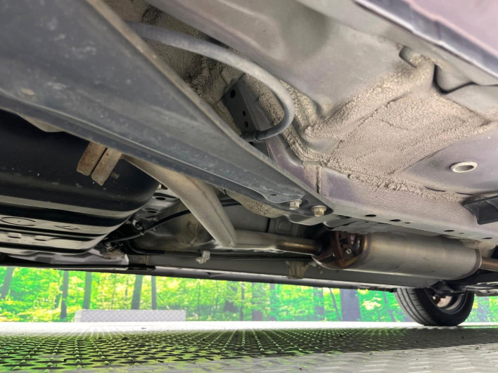 2015 Daihatsu Wake DBA-LA700S (UW-69f067209b18f)[20]