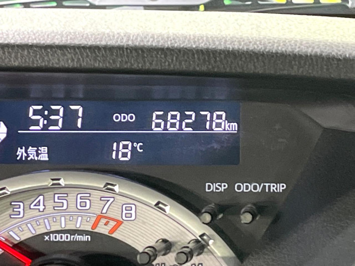 2015 Daihatsu Wake DBA-LA700S (UW-69f067209b18f)[2]