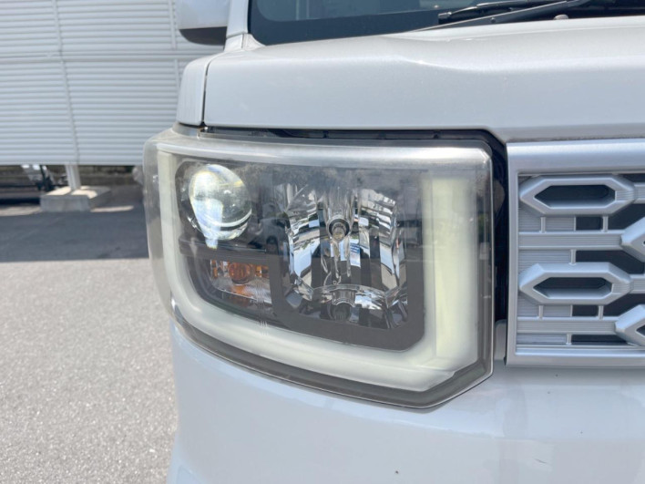 2015 Daihatsu Wake DBA-LA700S (UW-69f06720dadbe)[3]