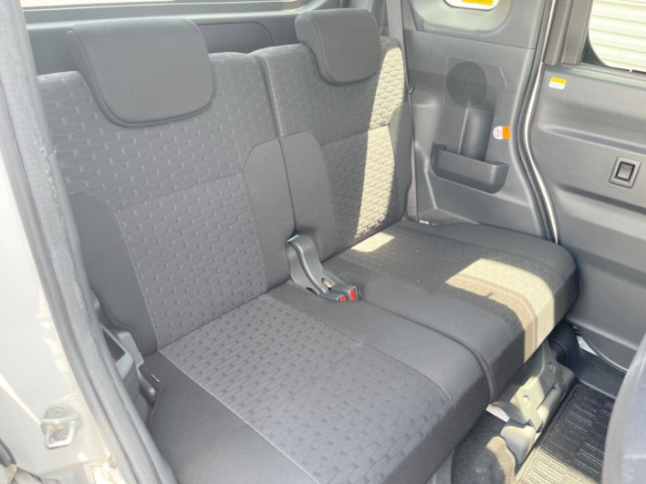 2015 Daihatsu Wake DBA-LA700S (UW-69f06720dadbe)[10]