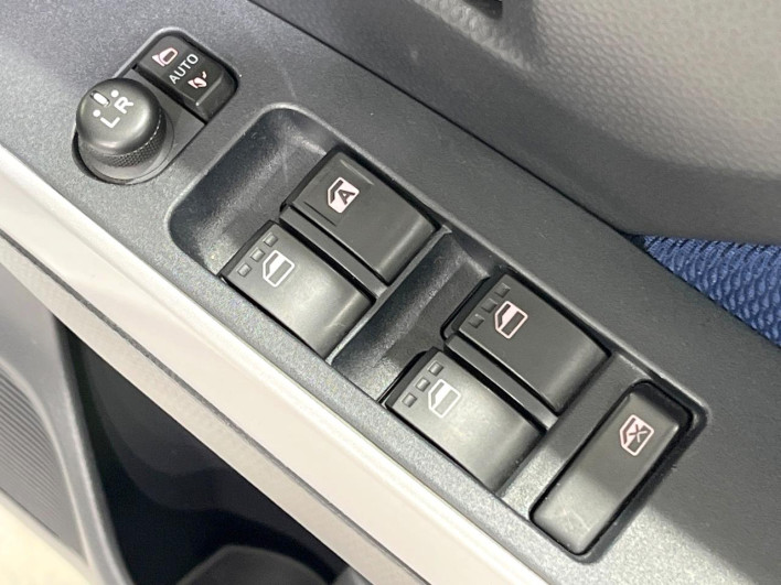 2019 Toyota Roomy DBA-M900A (UW-69f06729d4d4e)[22]