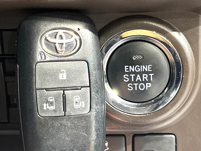 2021 Toyota Roomy 5BA-M900A (UW-69f0672b9f887)[23]