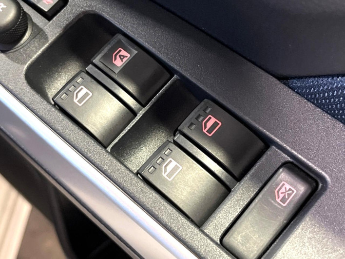 2021 Toyota Roomy 5BA-M900A (UW-69f0672bba9f3)[9]