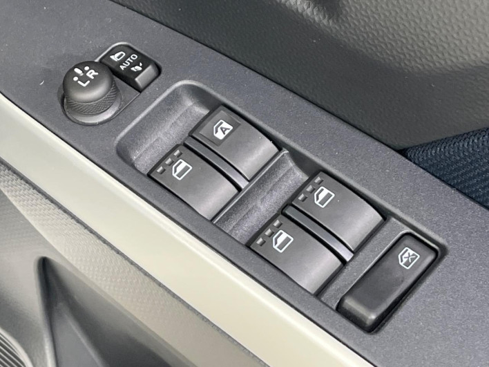 2025 Toyota Roomy 5BA-M910A (UW-69f0672f7c87c)[15]