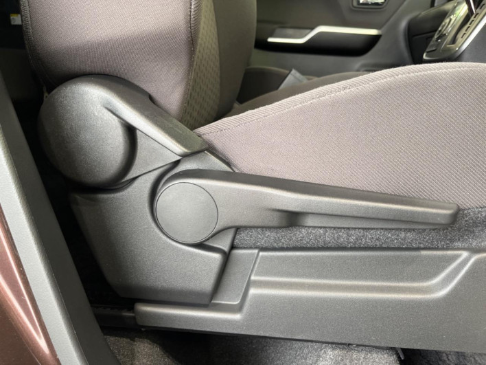 2015 Suzuki Solio DAA-MA36S (UW-69f0672f8f15a)[25]