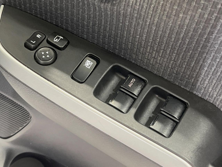 2019 Suzuki Solio DAA-MA36S (UW-69f0672fc8027)[22]