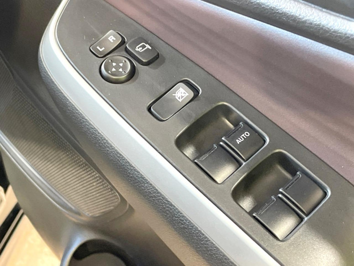 2021 Suzuki Solio Bandit 5AA-MA37S (UW-69f0673157e51)[12]