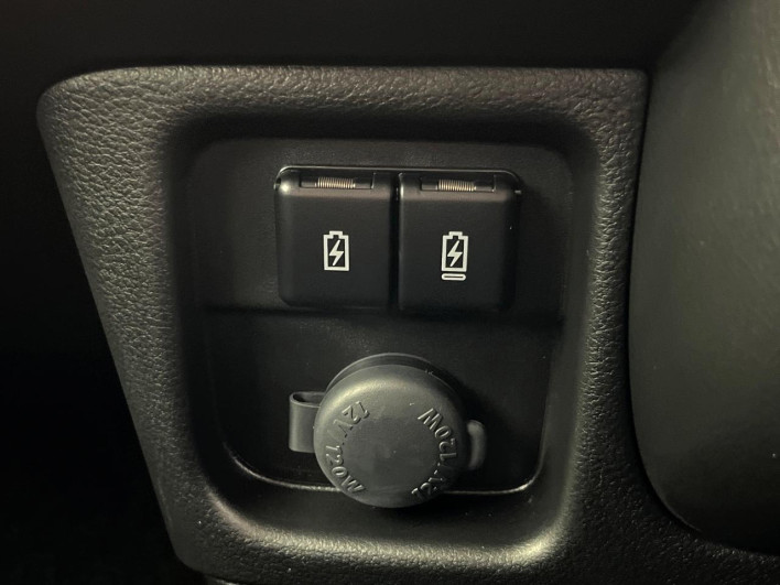 2025 Suzuki Solio Bandit 5AA-MAD7S (UW-69f06733bc3b5)[28]