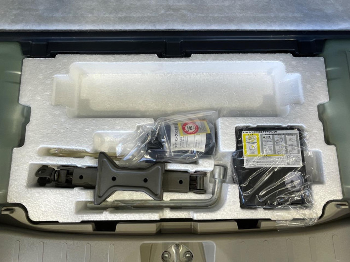 2013 Suzuki Spacia DBA-MK32S (UW-69f0673ac2b03)[24]