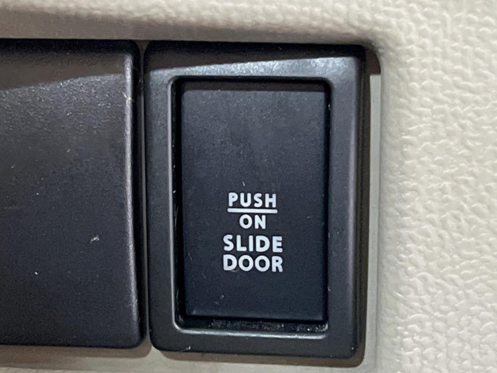 2013 Nissan Roox DBA-ML21S (UW-69f06741a1557)[26]