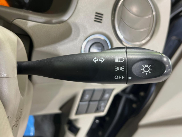 2013 Nissan Roox DBA-ML21S (UW-69f06741a1557)[28]