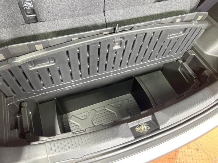 2018 Suzuki Crosbie DAA-MN71S (UW-69f06743e58fe)[29]