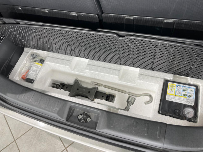 2015 Suzuki Hustler DBA-MR31S (UW-69f067468fc43)[11]