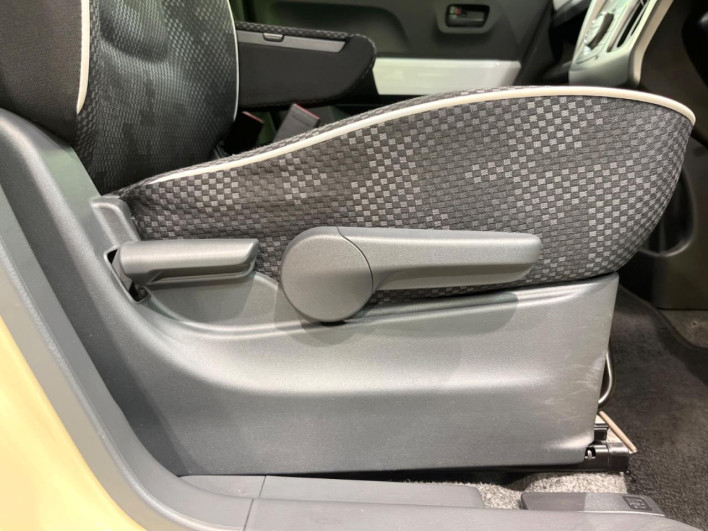 2017 Suzuki Hustler DAA-MR41S (UW-69f0674a7e921)[18]