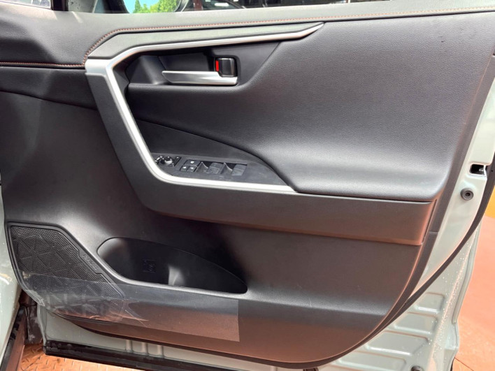 2020 Toyota RAV4 6BA-MXAA54 (UW-69f0675210839)[19]