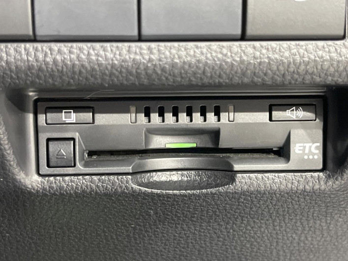 2019 Toyota RAV4 6BA-MXAA54 (UW-69f06753211f2)[19]