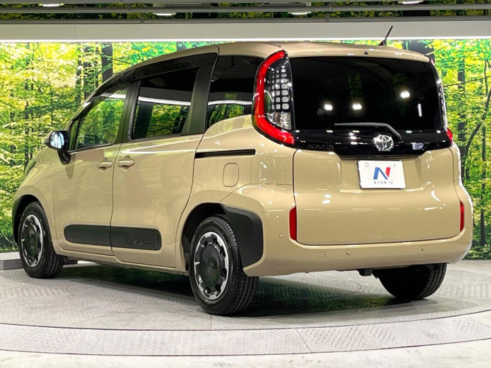 2023 Toyota Sienta 5BA-MXPC10G (UW-69f0675887fb7)[10]